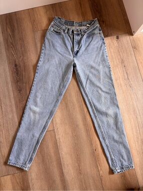 Levi’s high rise denim 18512-0291